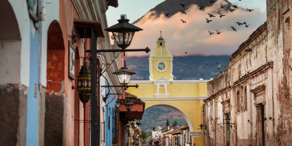 the best time to buy flights to central america
