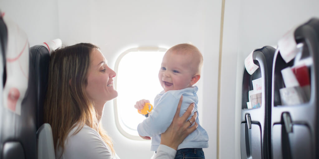 How to Survive Holiday Air Travel with Kids: Tips for a Relaxing Flight